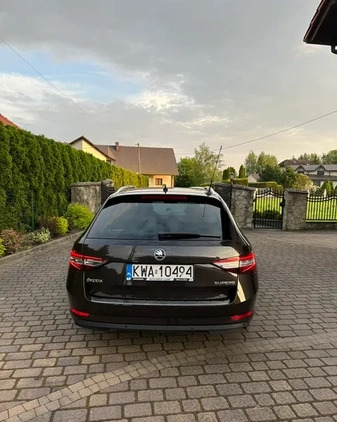 Skoda Superb cena 55000 przebieg: 469000, rok produkcji 2017 z Wadowice małe 79